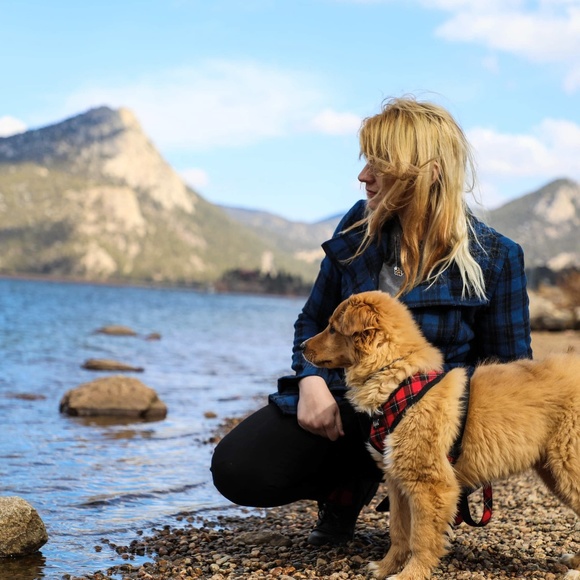 Meet your Posher, Tabitha - Picture 1 of 1